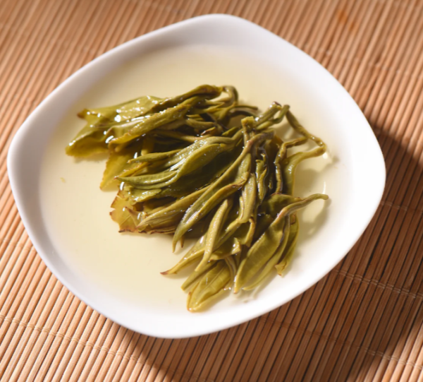 "Spring Snail Bi Luo Chun" roheline tee, 2025, 50g - Image 3